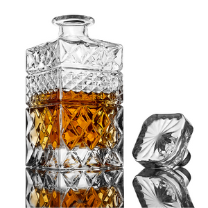 Whiskey Decanter Gift Set with 4 Exquisite Glasses