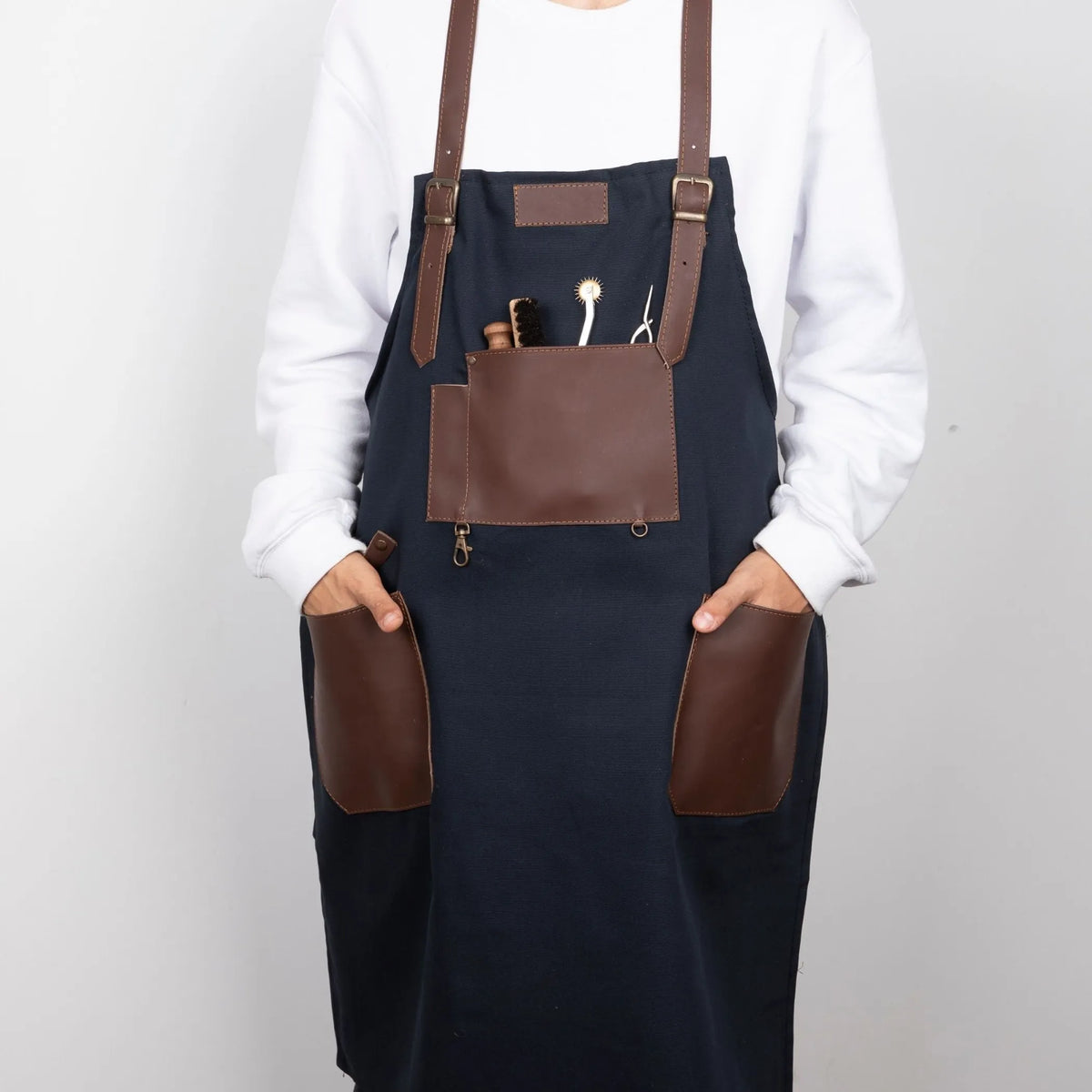 Saddlestrings Handmade Leather-Trim Work Apron