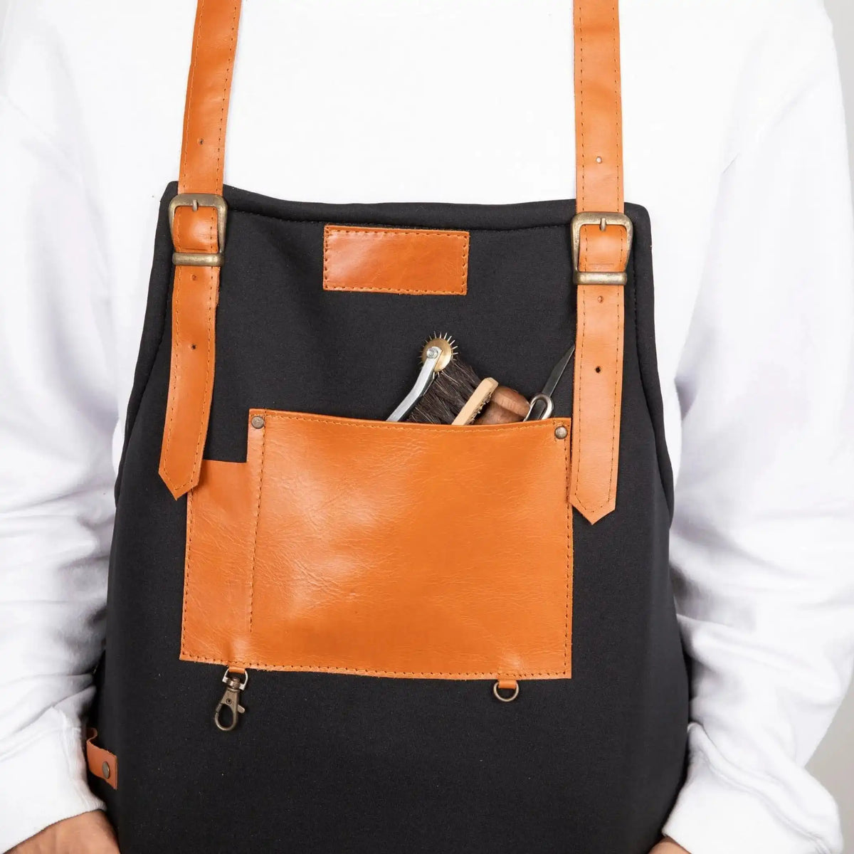 Saddlestrings Handmade Leather-Trim Work Apron