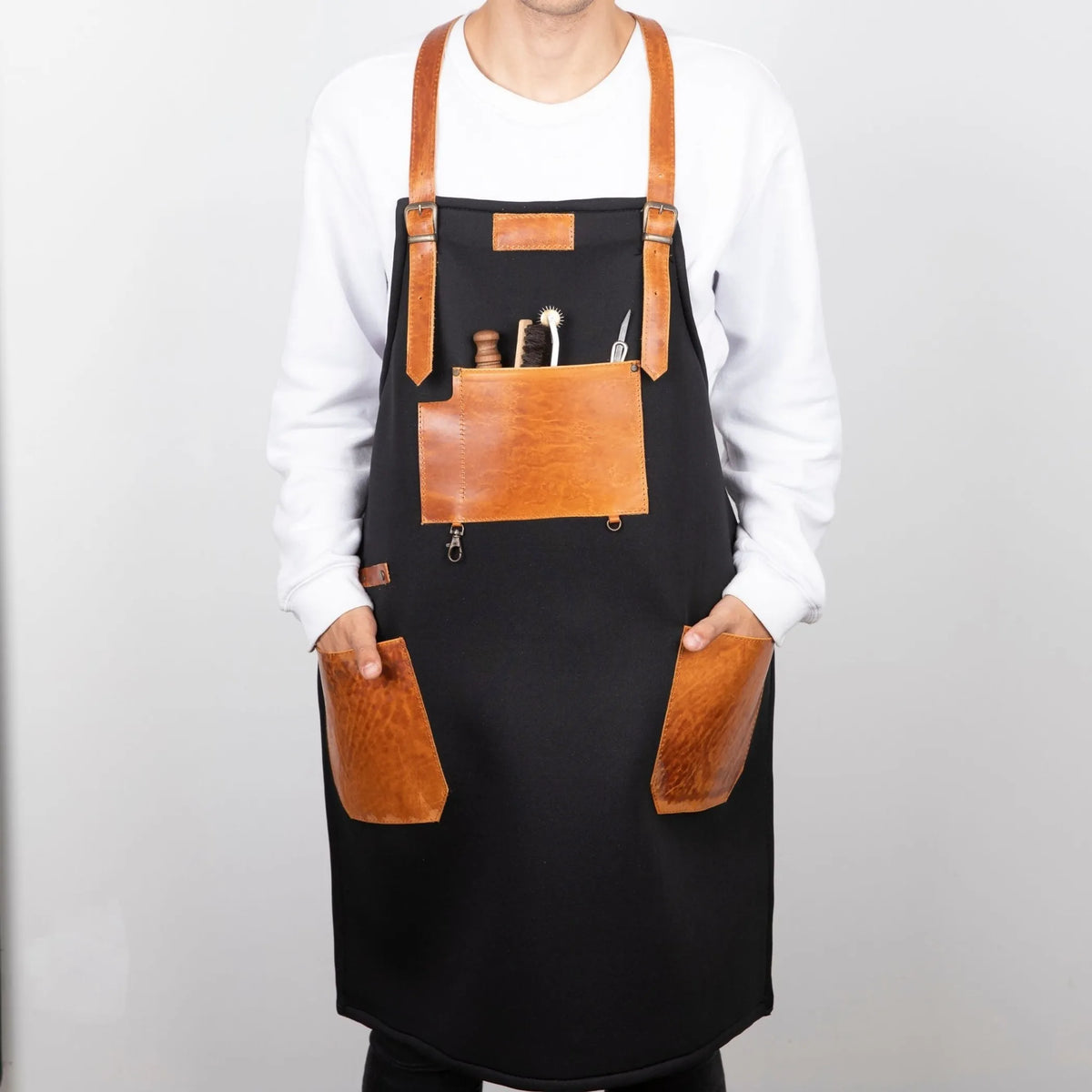 Saddlestrings Handmade Leather-Trim Work Apron