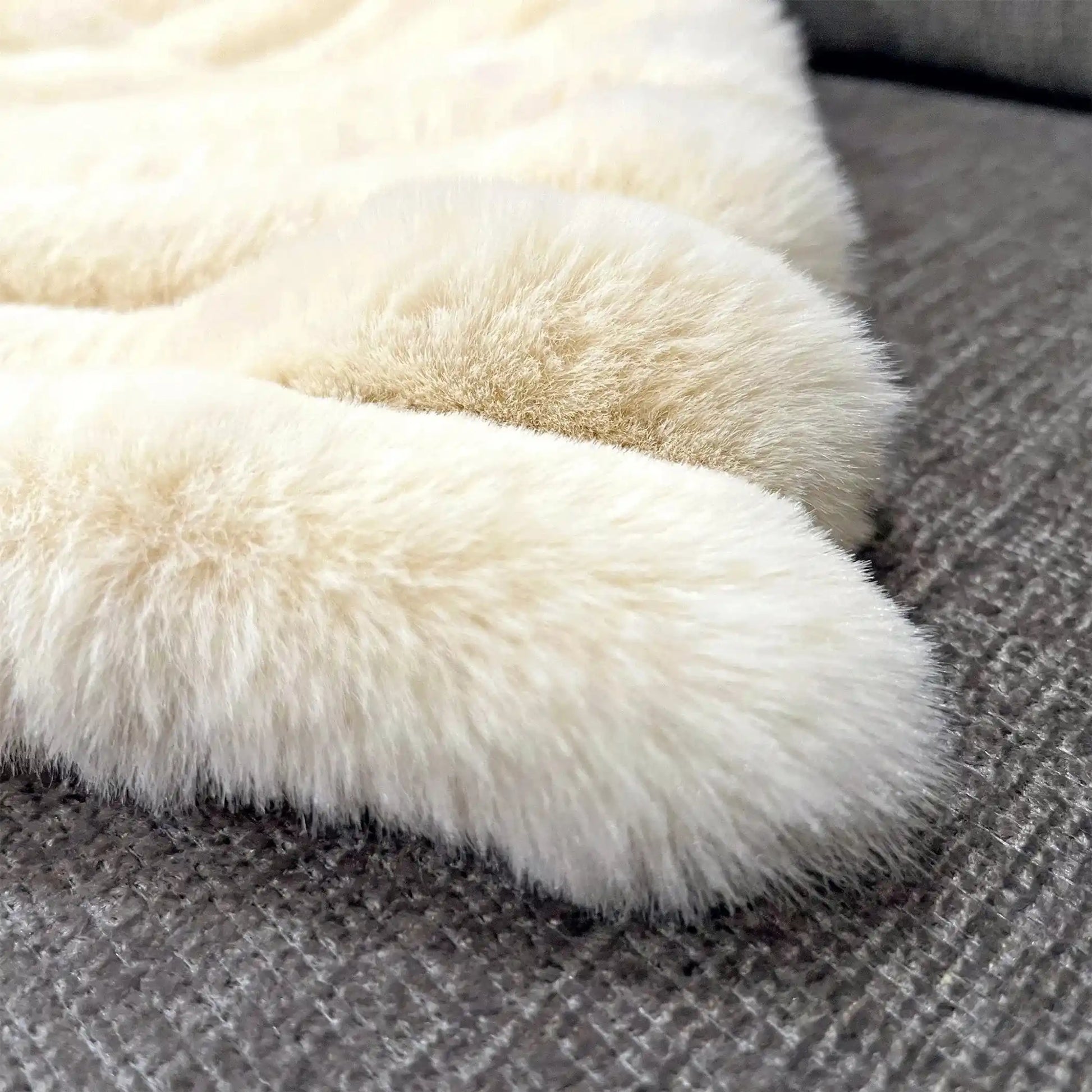 Cozy Faux Fur Throw for Whiskey Enthusiasts