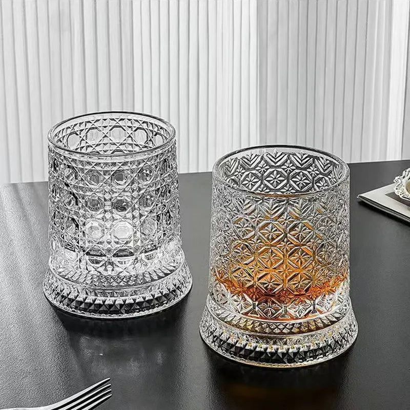 Rotating Whiskey Tumbler — Spinning Base (280ml)