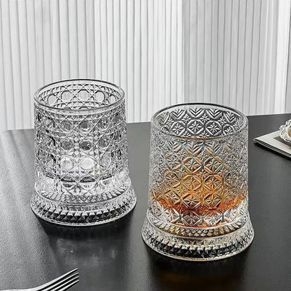 Rotating Whiskey Tumbler — Spinning Base (280ml)