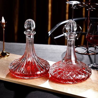Hammer-Patterned Whisky Decanter Premium Quality
