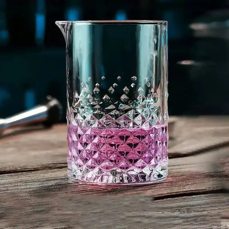 700ml crystal cocktail mixing cup with pink drink, textured diamond pattern ideal for bar and professional use.