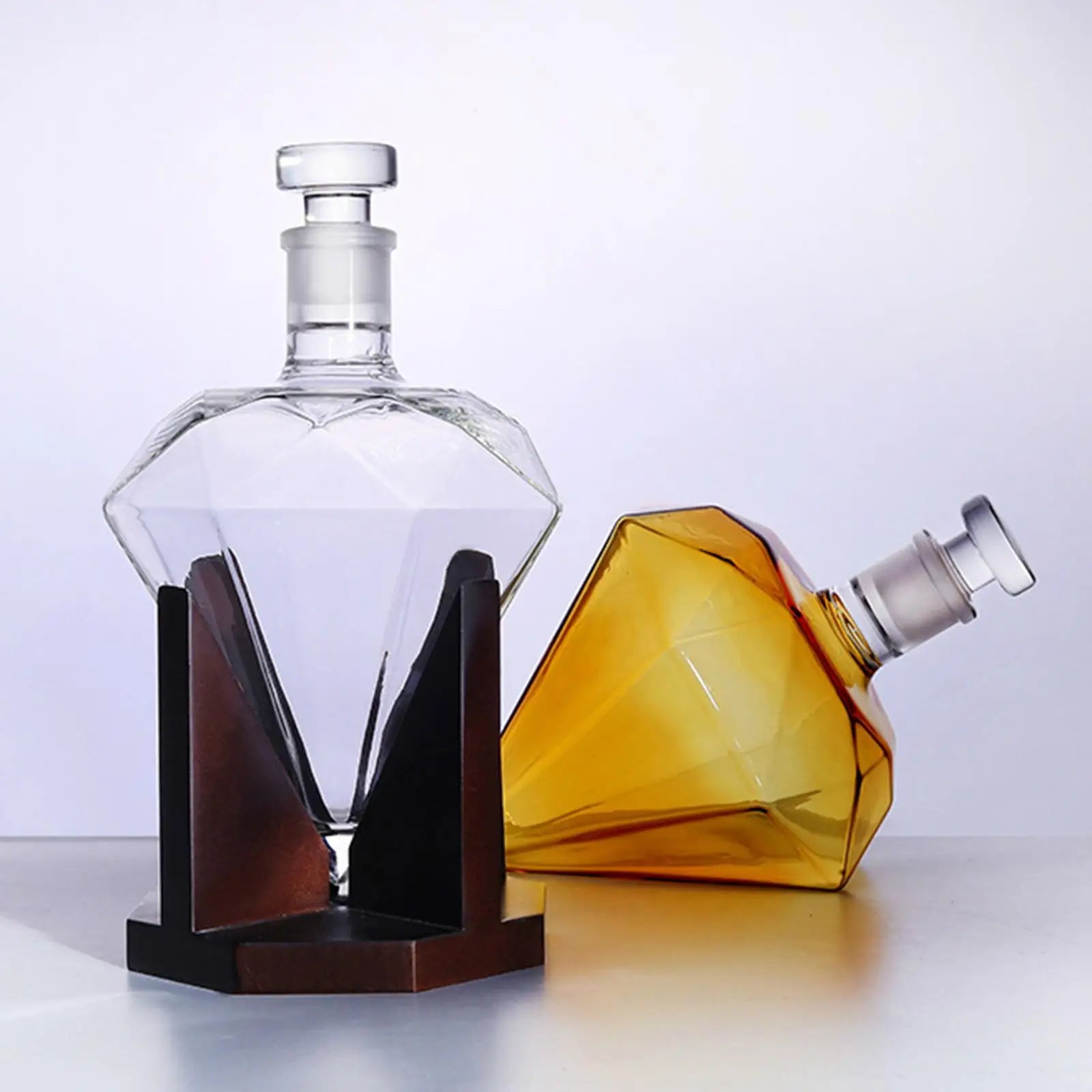 Heart Shaped Diamond Whiskey Decanter by Kesoto 750ml 