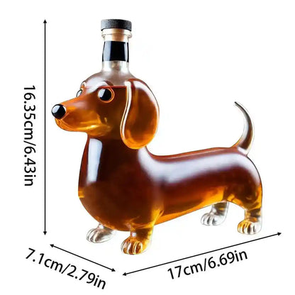 Detailed size chart of dachshund dog-shaped wine bottle decanter, measuring 17cm long and 7.1cm wide.