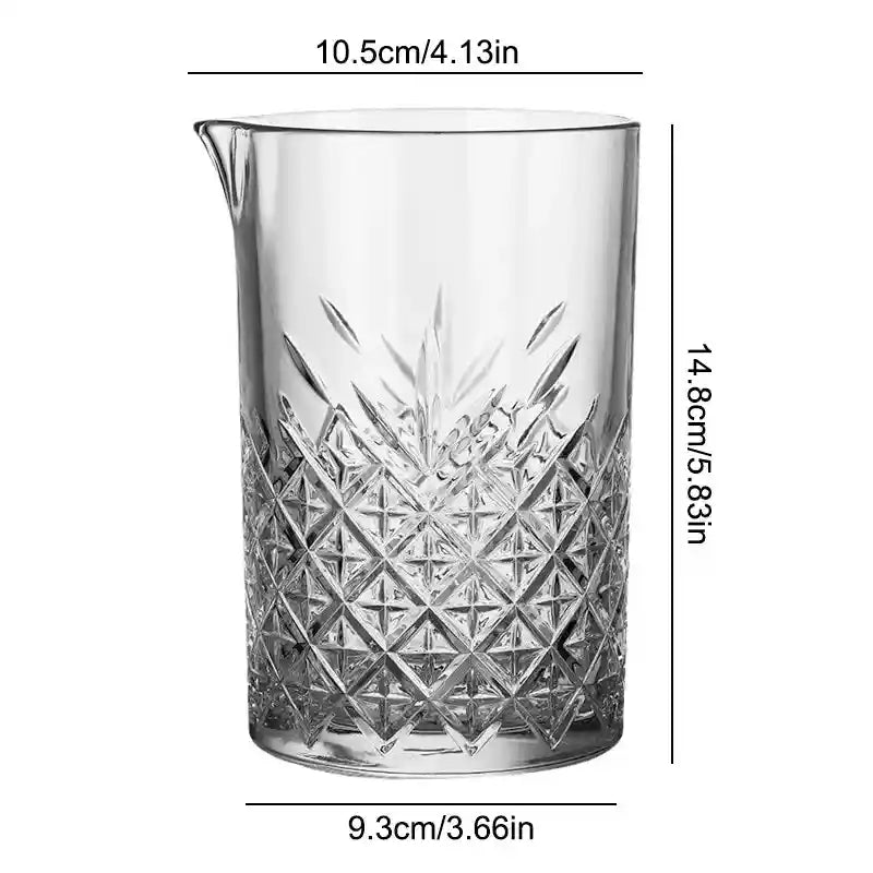 Dimensions of 700ml crystal whiskey stirring cup with spout, ideal for professional bartending and cocktail mixing.